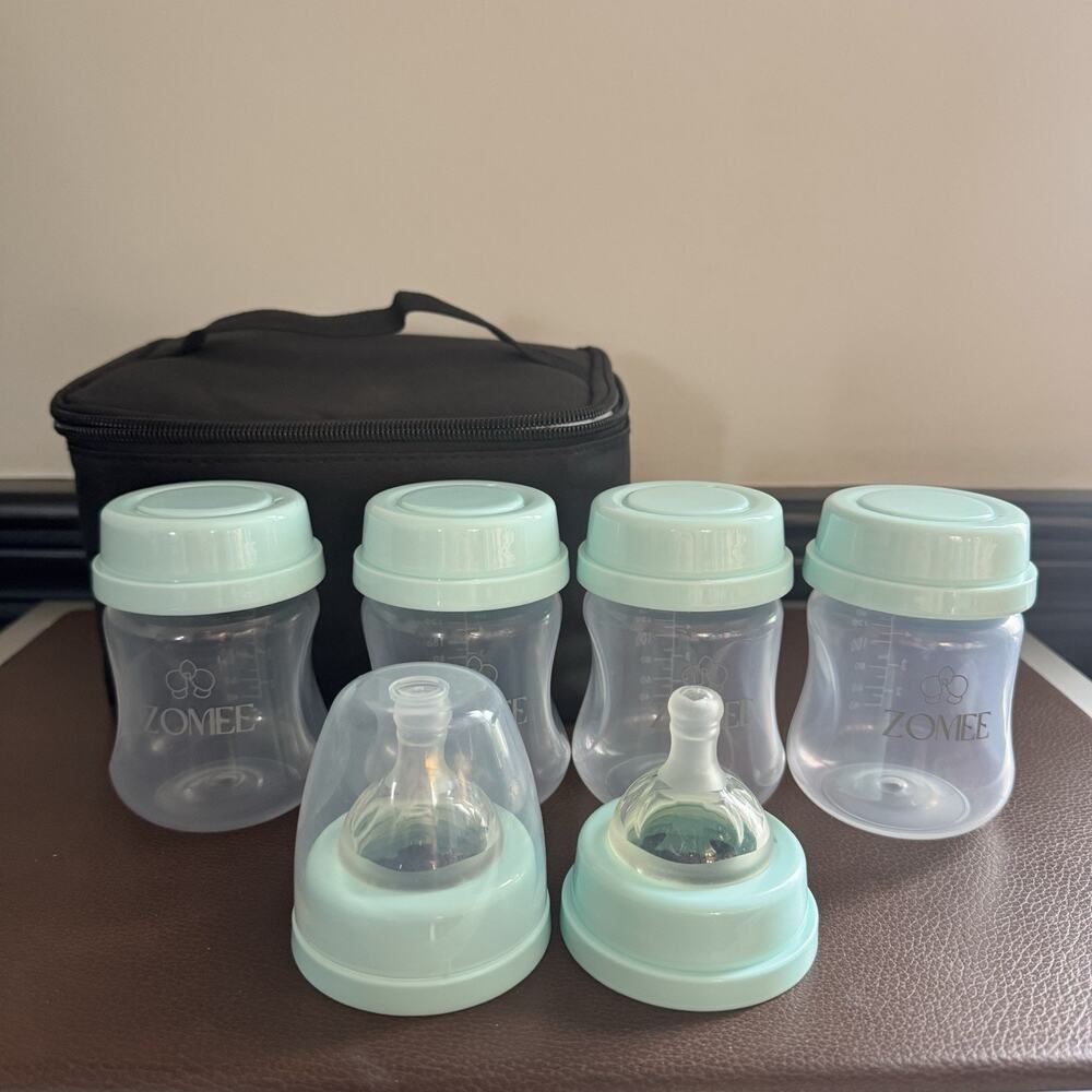 ZOMEE Breast Milk Storage Bottles & Cooler Bag 4 Bottles & 2 Nipples